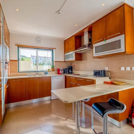 Villa Stunning View Of Sao Lourenco Beach